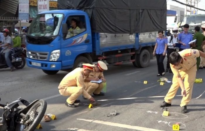 Nằm mơ thấy tai nạn có máu